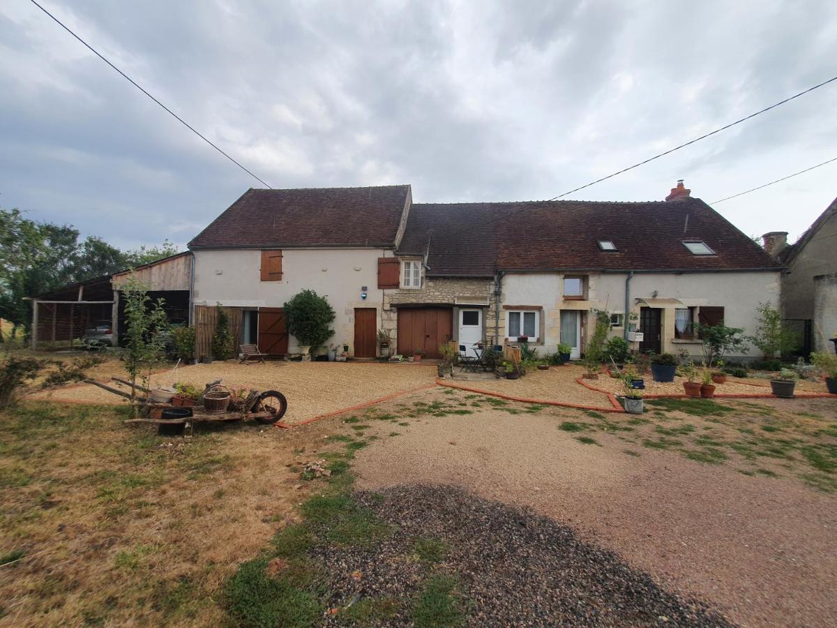 Villa Logis Cote Jardin Varennes-les-Narcy Exterior foto