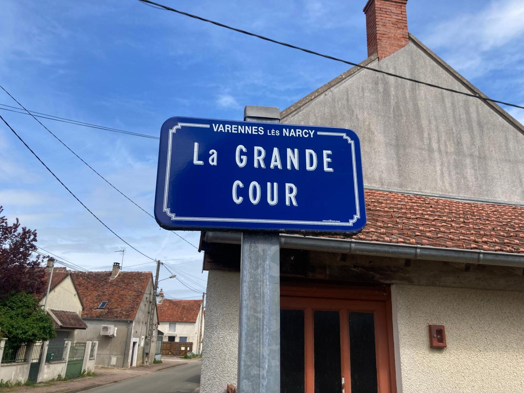 Villa Logis Cote Jardin Varennes-les-Narcy Exterior foto