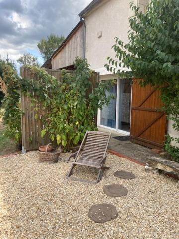 Villa Logis Cote Jardin Varennes-les-Narcy Exterior foto